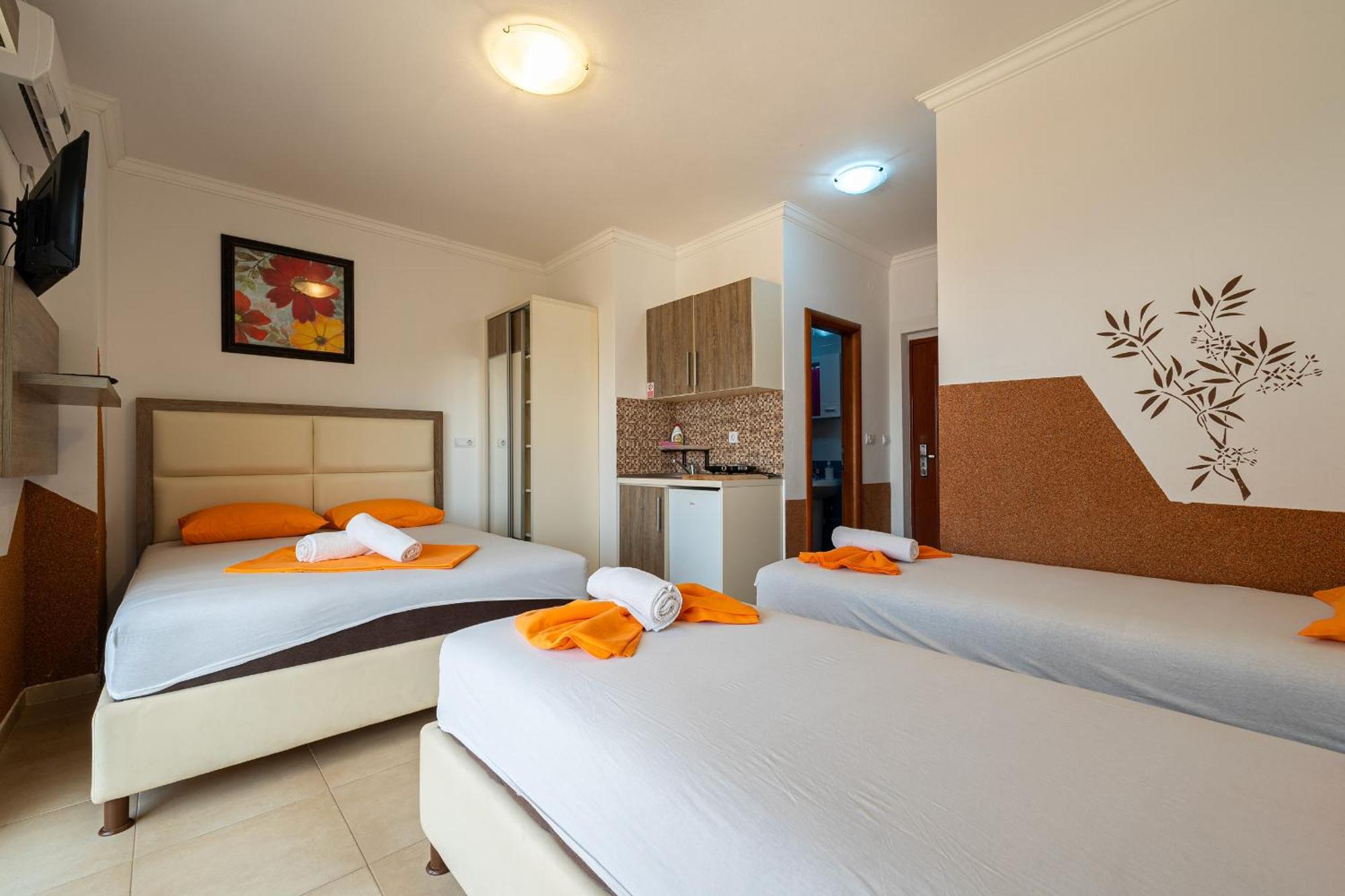 Apartment Palata Saraj Bar