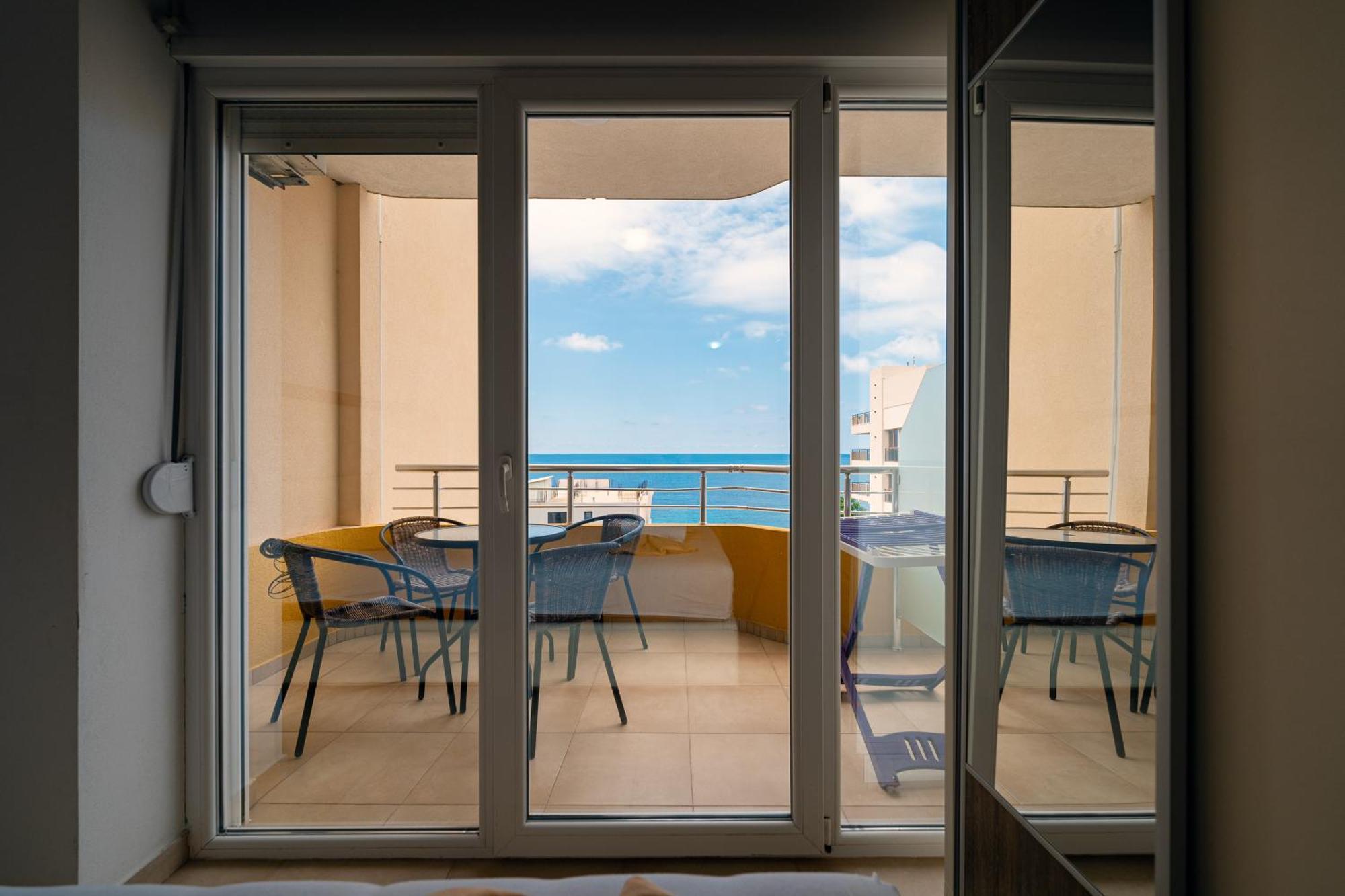 Apartment Palata Saraj *