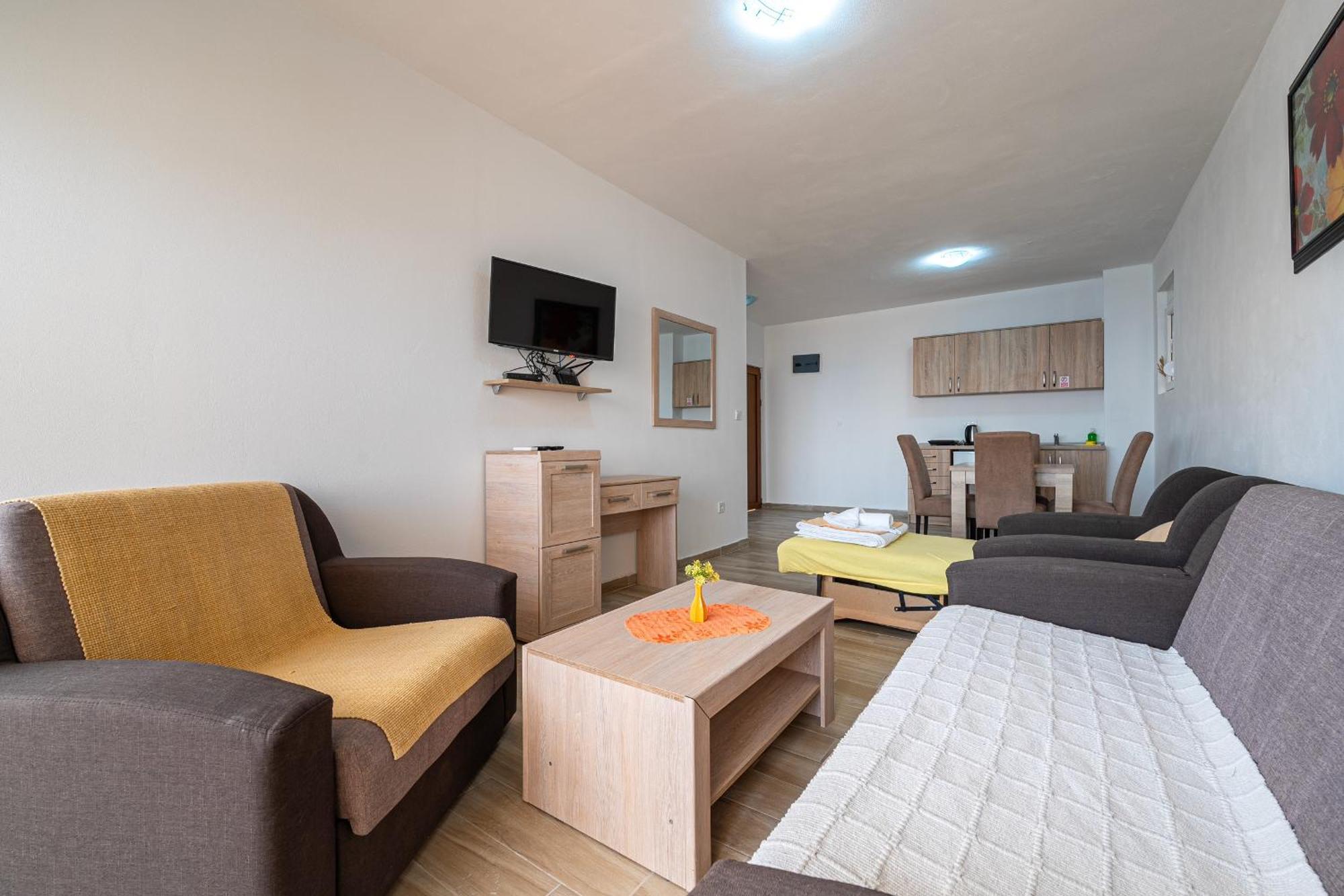 Apartment Palata Saraj *