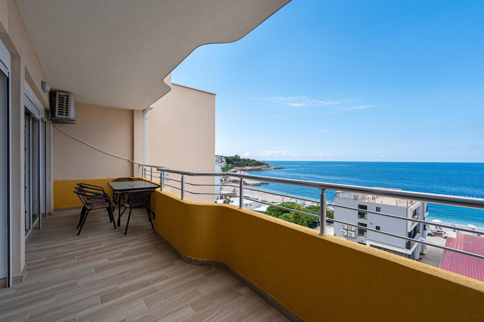 Apartment Palata Saraj Bar